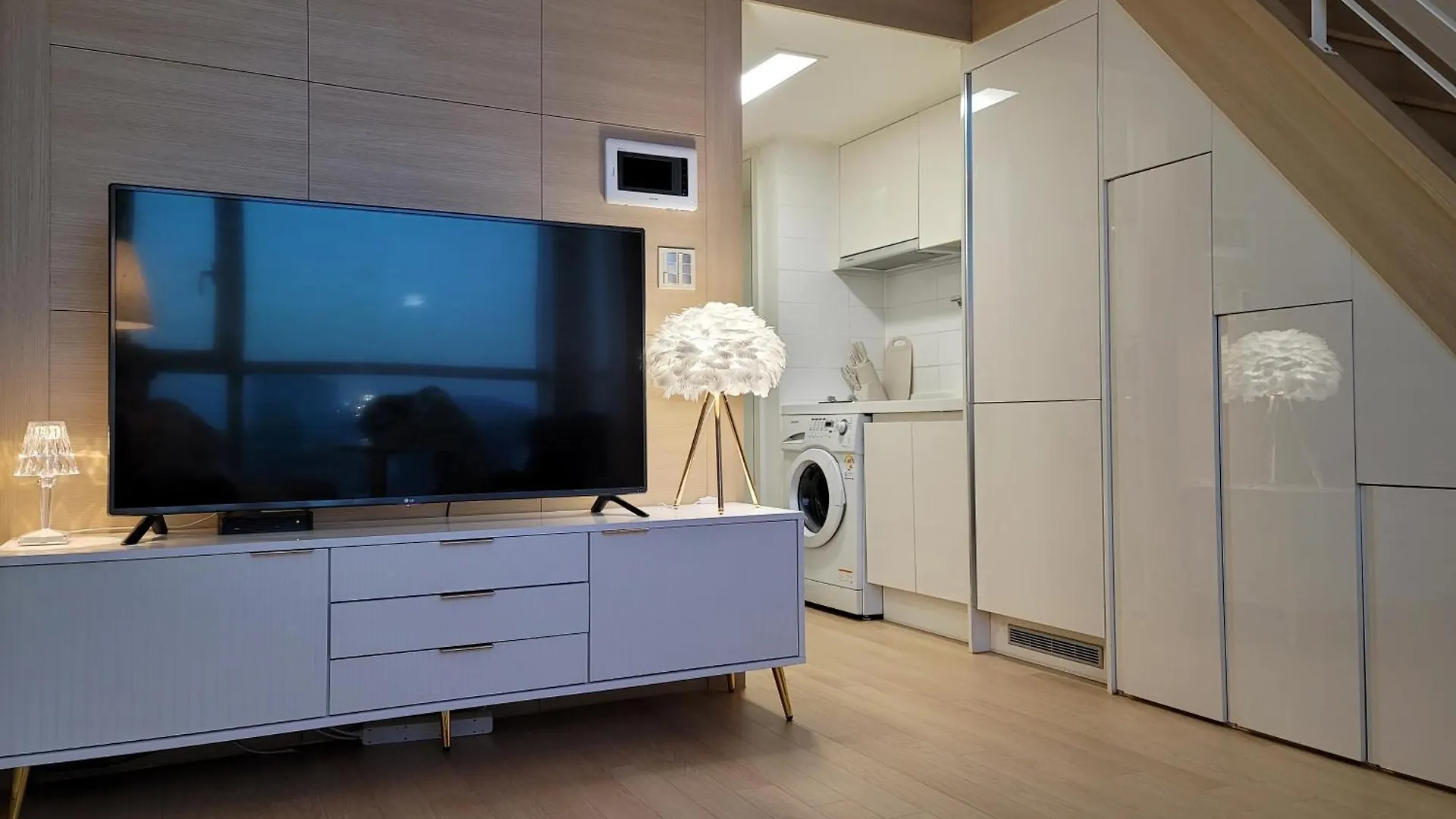 Apartmán Skyview Duplex House-03 Soul